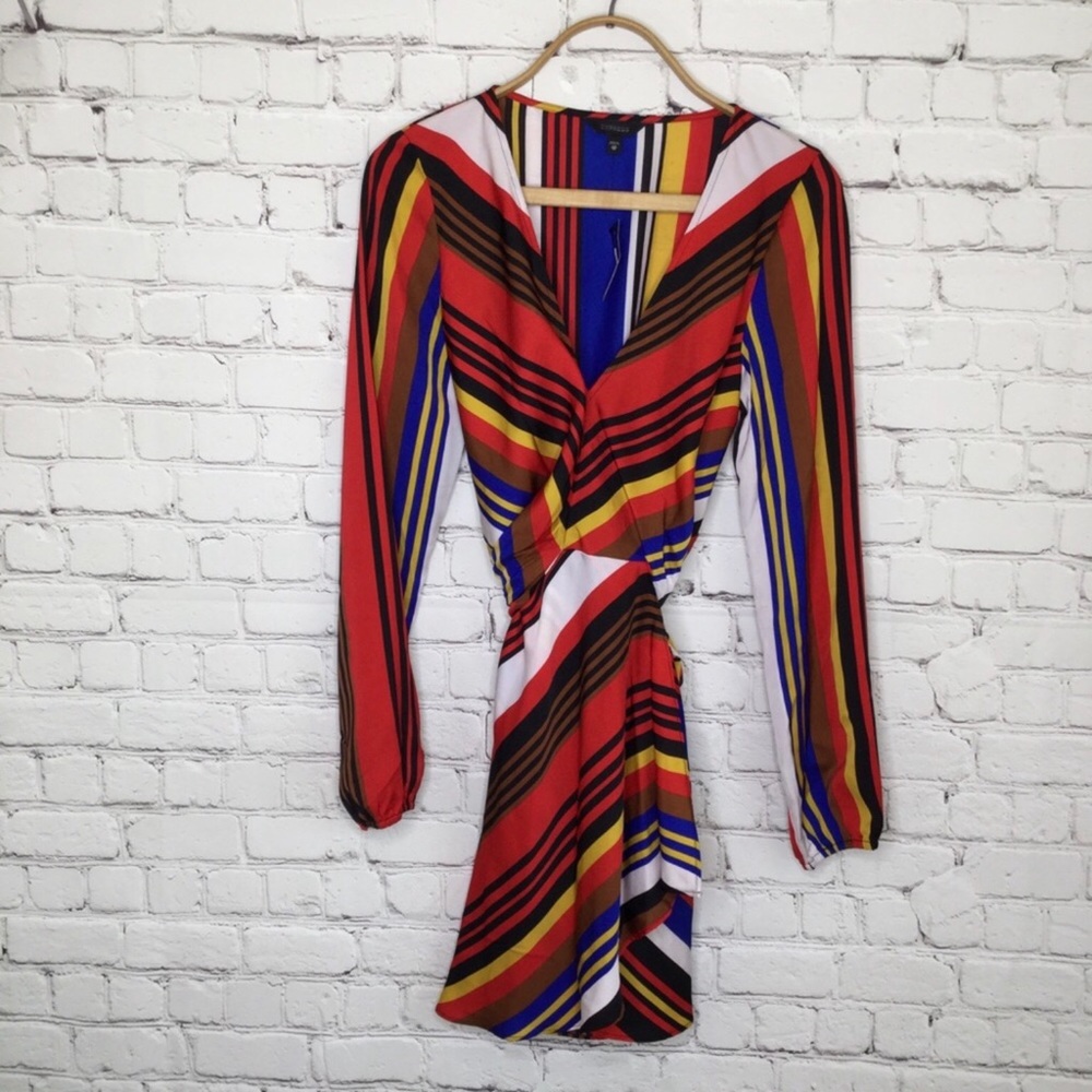 Express Wrap Dress NWT - Picture 2 of 8